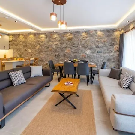 Villa Rose Stone *