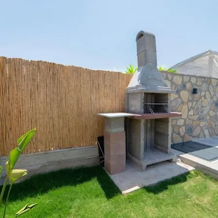 Villa Rose Stone *